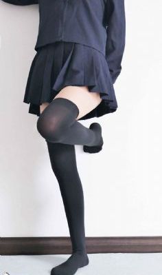 裤袜视界动漫_HD完整在线观看