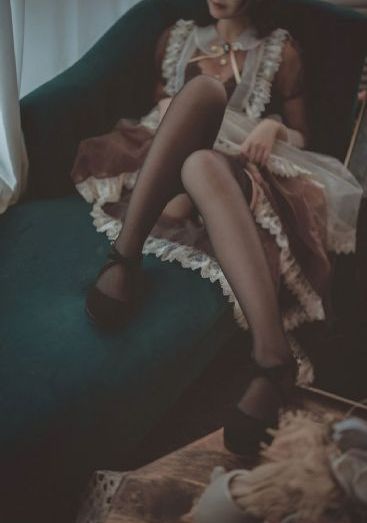 阿姨的诱惑电影_BD英语超清免费观看