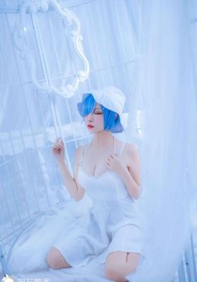 四个少妇按摩记_BD英语免费全集观看